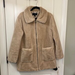 Bernardo Cozy Cream Teddy Jacket with zipper